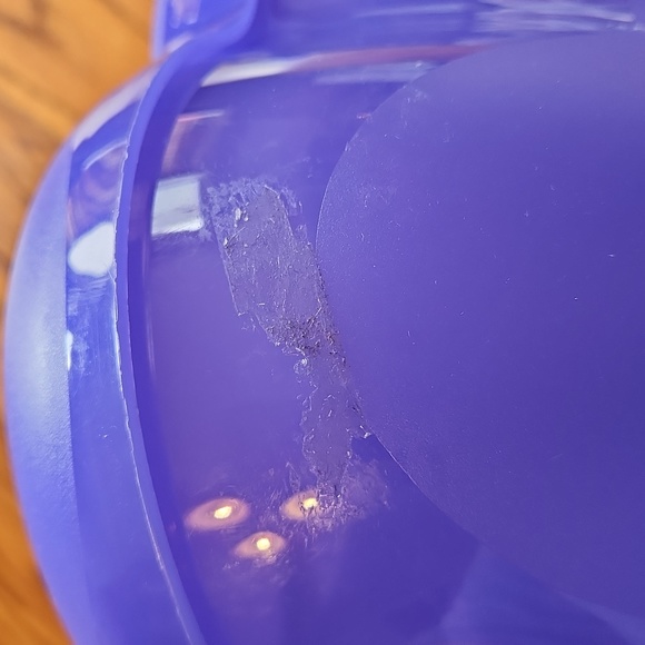 Tupperware Chip Bowl - Picture 7 of 7